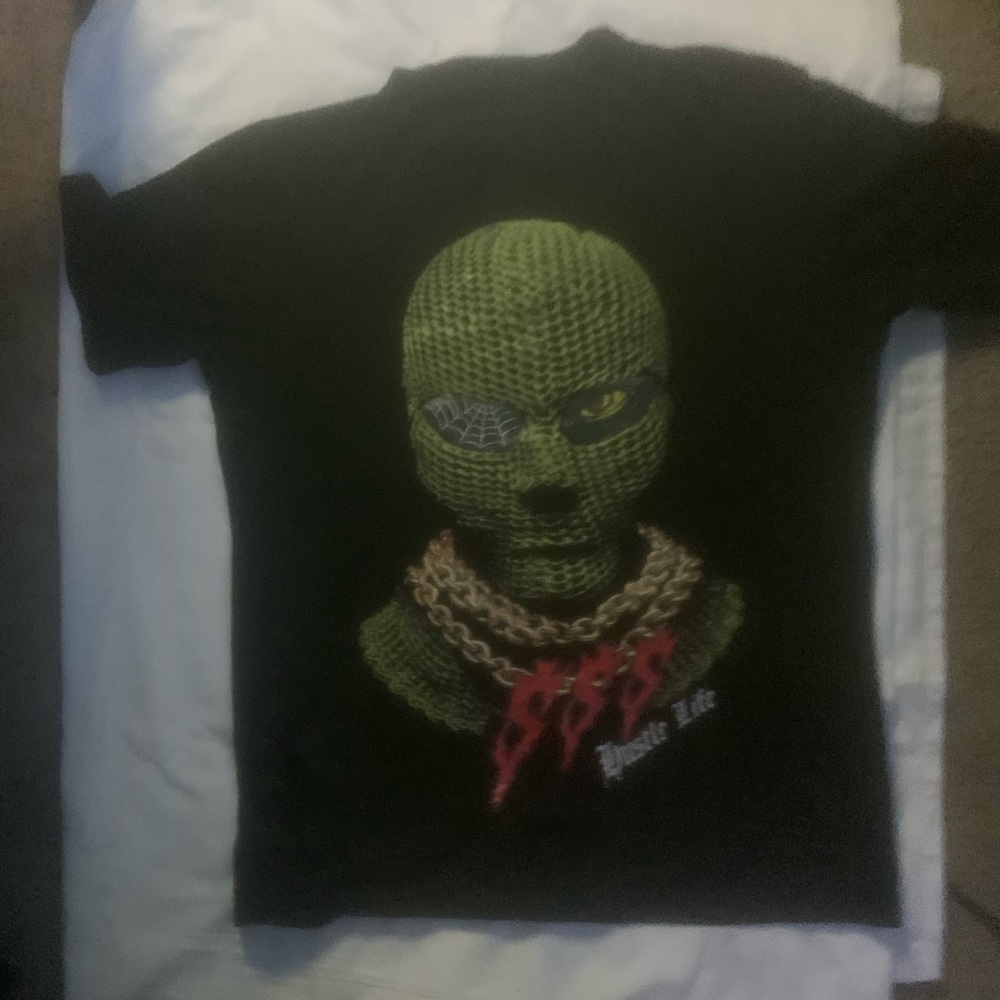 Short sleeve black Animated T-shirt